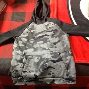 Nike men’s  size medium dri fit  camo black and gray hoodie